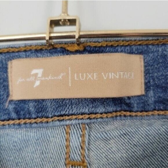 7 for all Mankind | Luxe Vintage The High Waist Ankle Skinny Light Wash Jeans - Picture 4 of 10